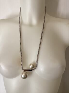 2109 Love Ashley Silver Chain Necklace with Large Faux Pearls and Silver Bar 26"